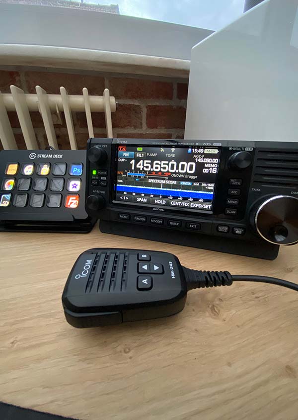 Icom IC-705
